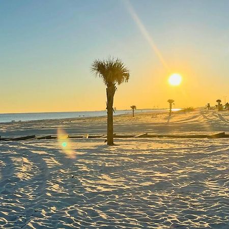Feels Like Home Escape, 1/2 Mile To Beach Gulfport Εξωτερικό φωτογραφία
